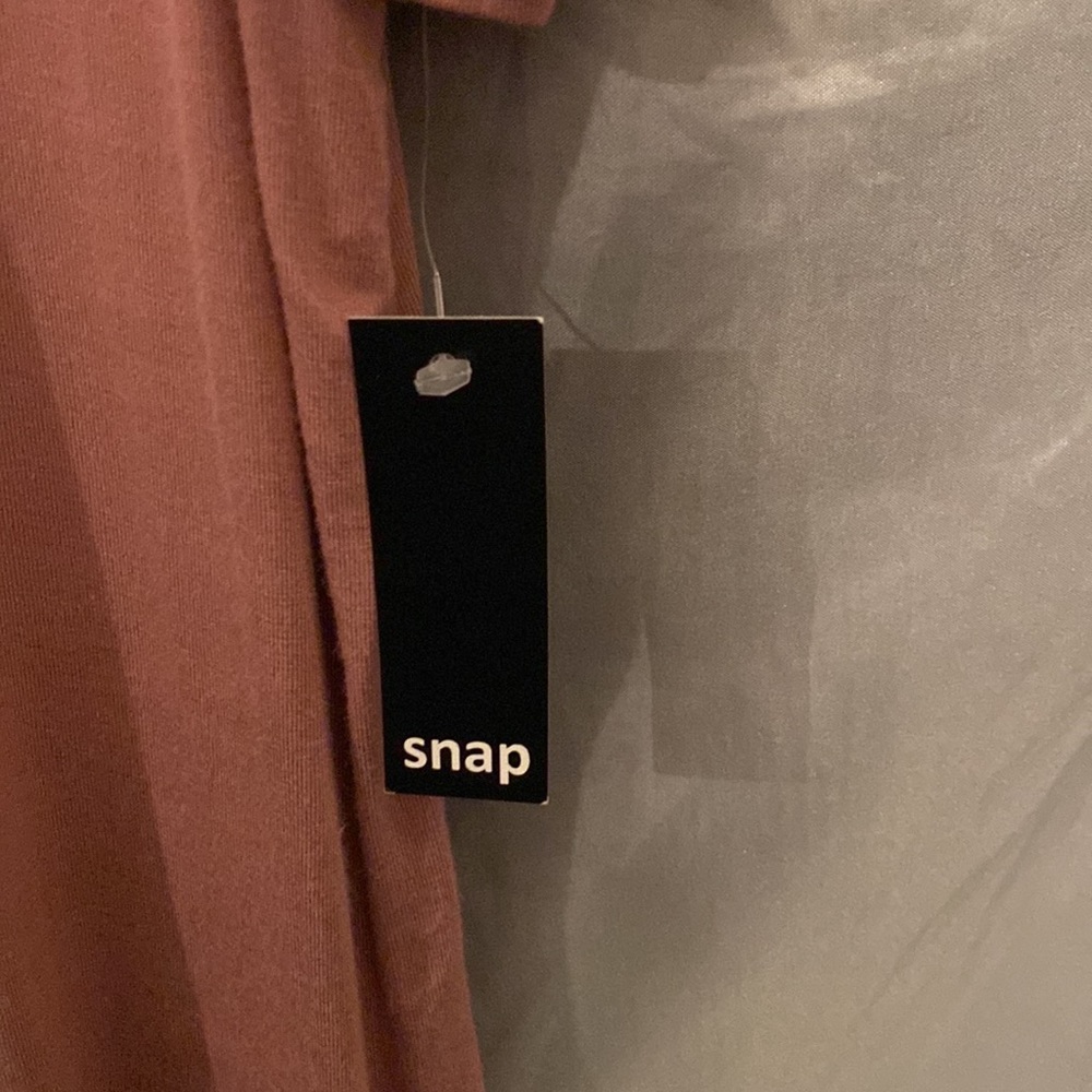 SNAP Top - Picture 4 of 8